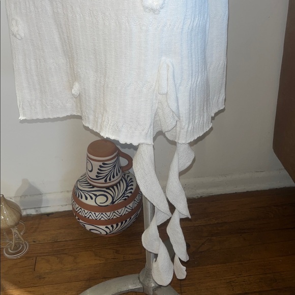 Outcast - Picture 8 of 12